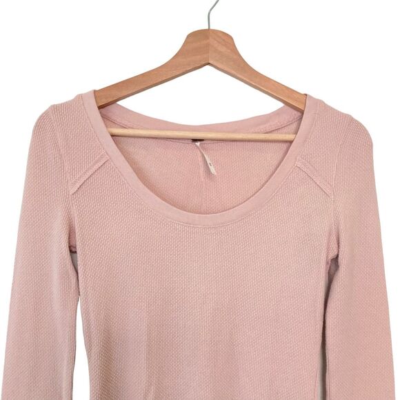 Free People Pink Synergy Cuff Thermal Sweatshirt Laced Details Cuffs Medium M - Picture 4 of 12